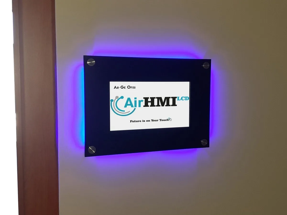 AirHMI 10.1" Door Sign – image 2